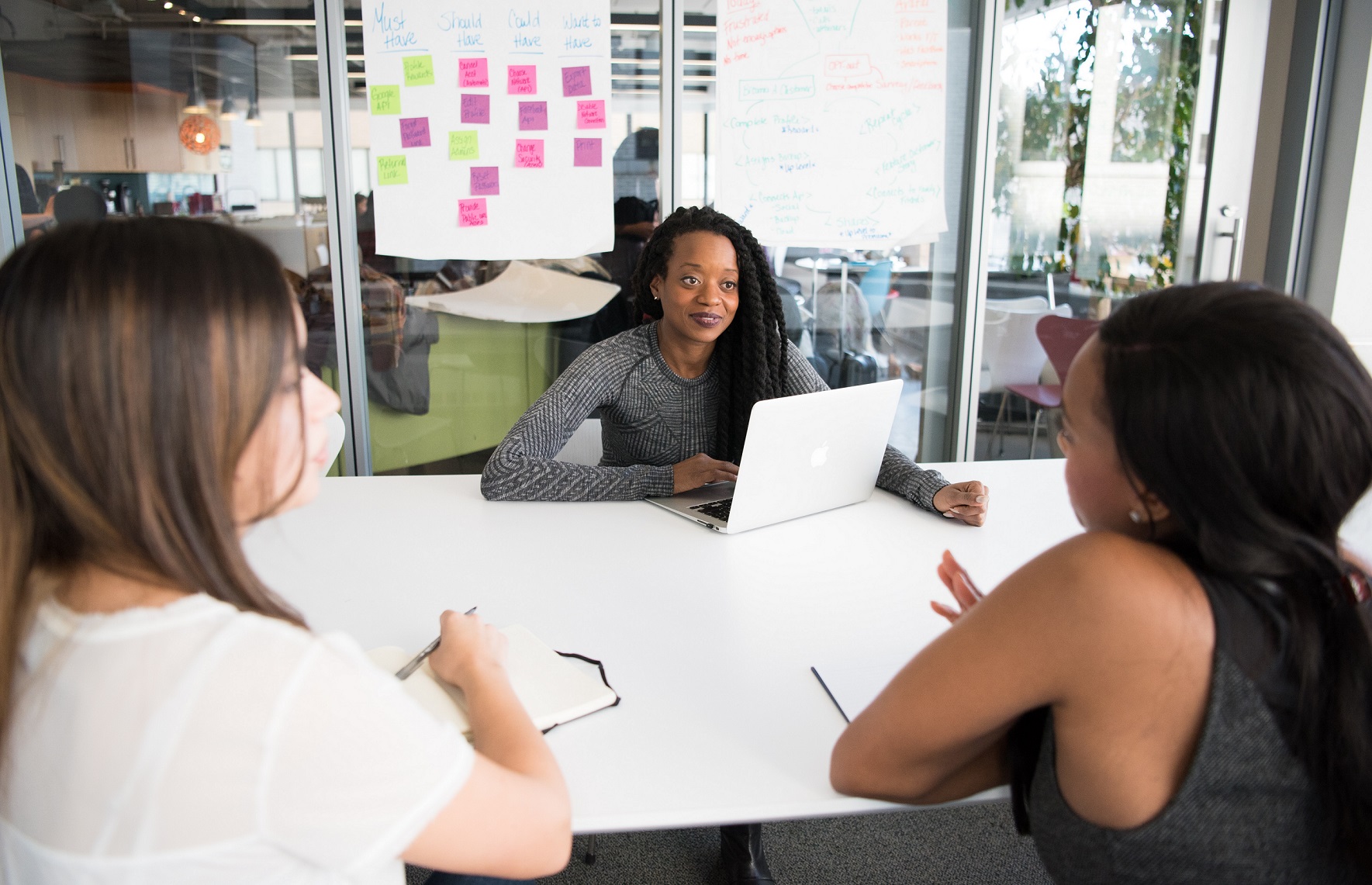 https://www.pexels.com/photo/three-woman-having-a-meeting-1181626/